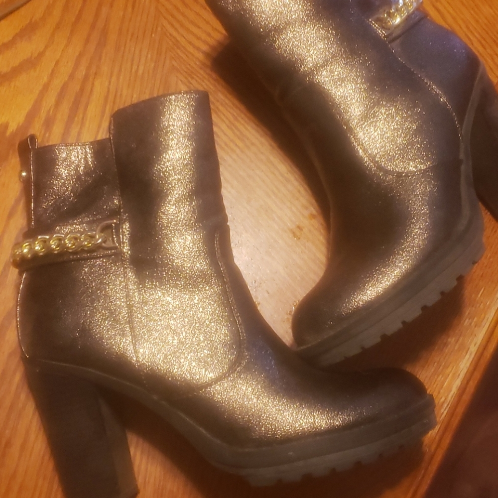 GG greedy boots
